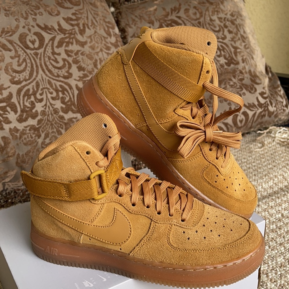 Nike Air Force 1 Hight LV8 3 Youth - Picture 9 of 16